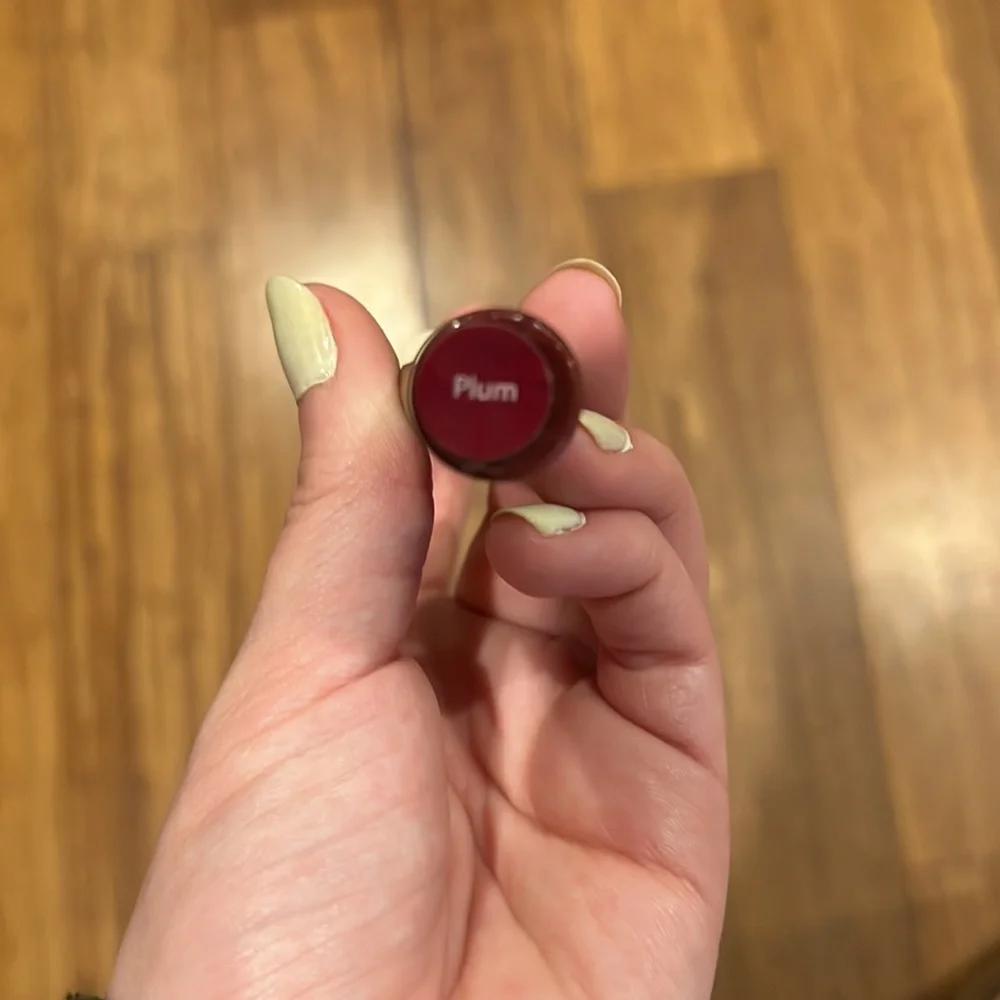 NWT Sealed SeneGence Lipsense in Plum